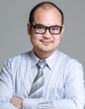 business-man-portrait-HGGPJWH-1-qayr35t7gawkraykg0amij07i19g1ivrslfo10ecj8